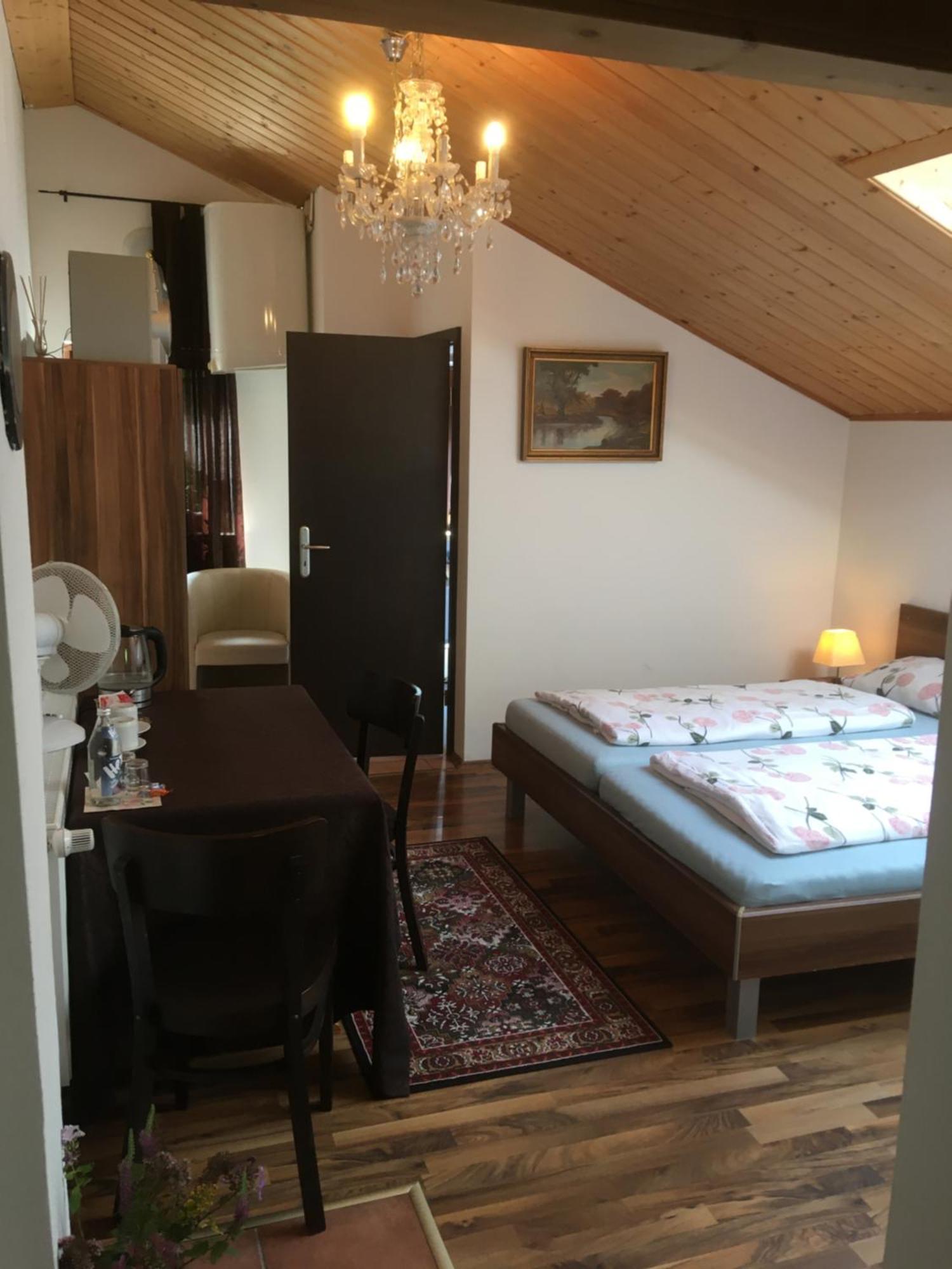 Pension Zur Freiheit Пасау Екстериор снимка